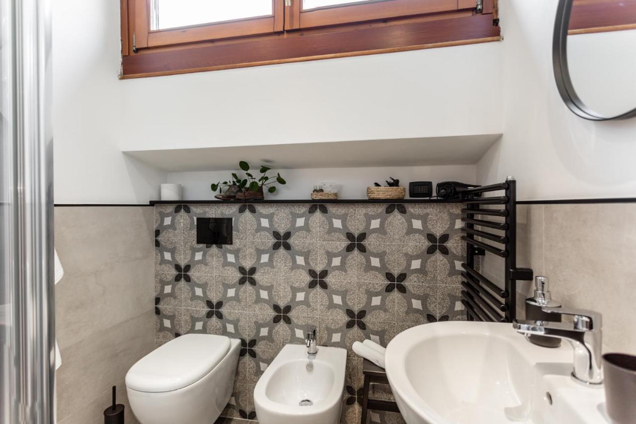 Ca' Marchesi Apartments Sernio 外观 照片